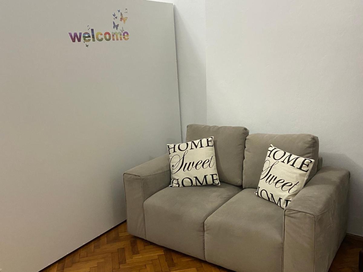 Apartament Super Central Cu Parcare Privata Lägenhet Arad Exteriör bild